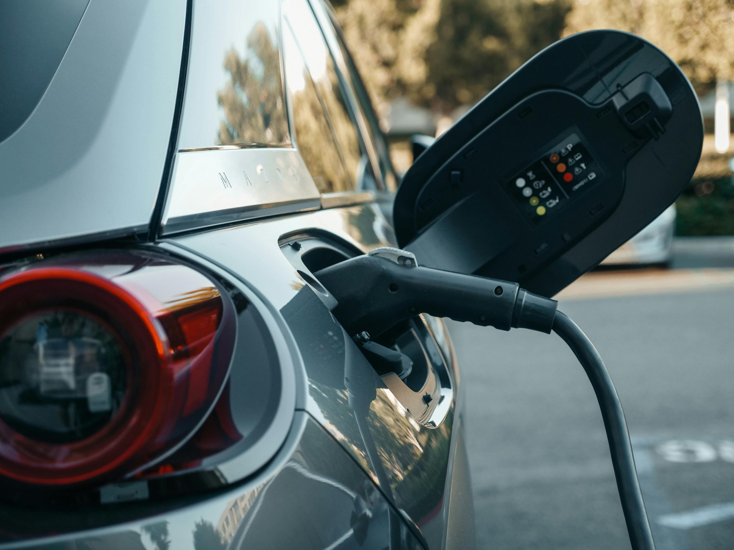 Luxury Electric Cars That Offer Both Style & Sustainability: The Future of Premium Driving