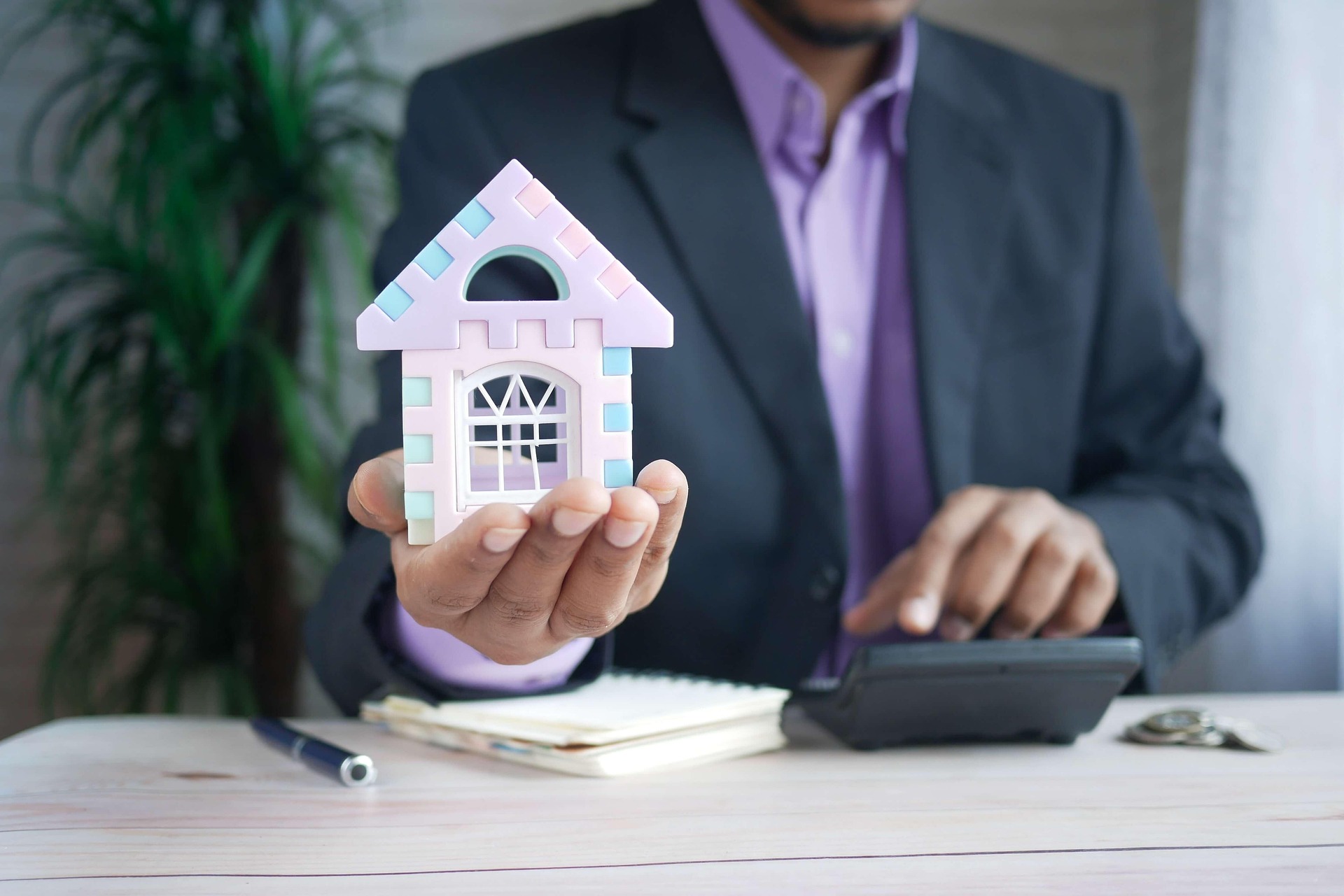 Estate Planning Lawyer Guide: Do You Really Need a Will or a Trust?